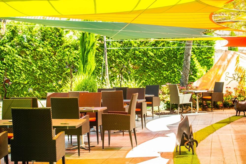 Hotel Le Parc - La Table De Franck Putelat Carcassonne Ngoại thất bức ảnh